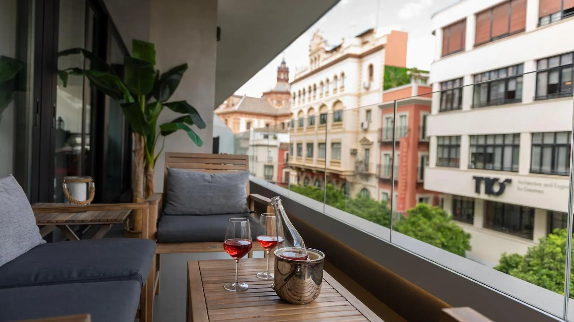 Terraza De La Magdalena Luxury Apartment Seville